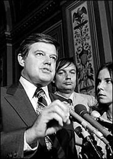 Previous Nixon counsel suggests Bush investigations…