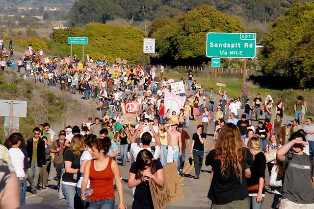 UC Santa Barbara Students Protest War, Bush