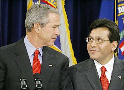 Senate panel okays subpoenas in US attorney probe; Sen. Leahy says may subpoena Rove