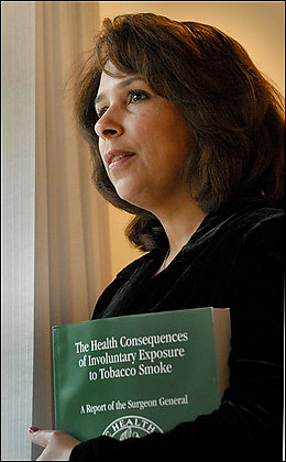 Prosecutor Says Bush Appointees Interfered With Tobacco Case