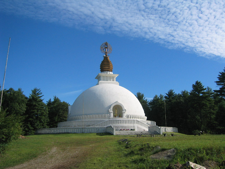 Leverett, MA votes to impeach Bush