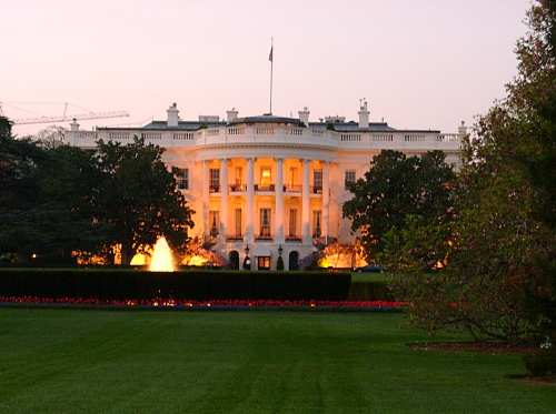 New Signs Point to the White House