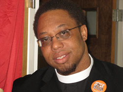 Ankle of Rev. Lennox Yearwood broken in assault by DC police