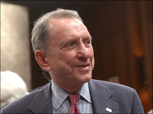 Specter Floats Compromise on FISA Telecom Immunity that blames White House