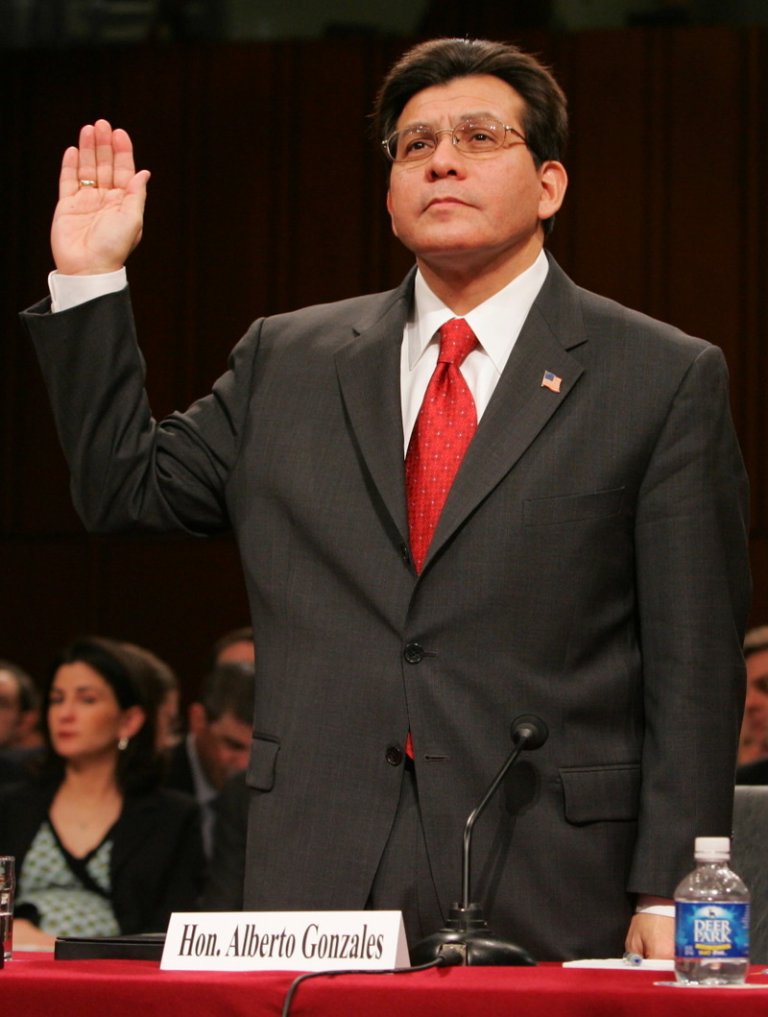 DNC seeks disclosure of RNC e-mails about Attorneygate