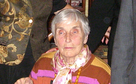 87 year-old State Rep. Betty Hall (D-NH) Dying to Impeach – to Open Hearings