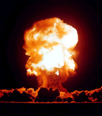 Treasonous Bush Administration officials sold Nuke secrets?