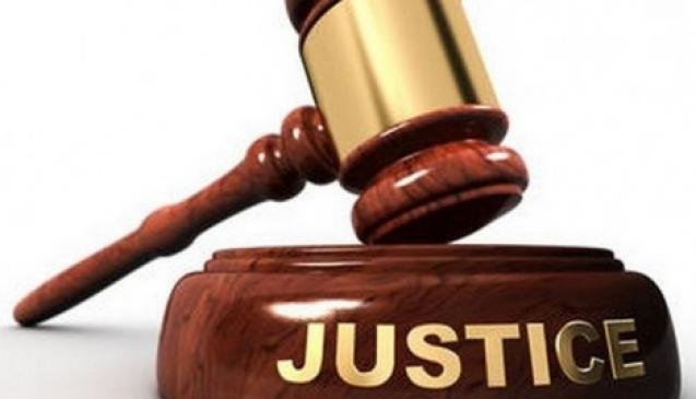 Justice gavel